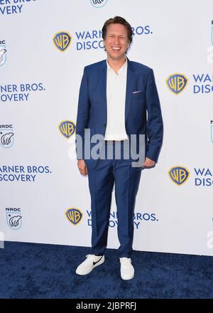 Los Angeles, USA. 07.. Juni 2022. Pete Holmes läuft auf dem roten Teppich bei der NRDC Night of Comedy im Neuehouse Hollywood in Los Angeles, CA am 7. Juni 2022. (Foto von Scott Kirkland/Sipa USA) Quelle: SIPA USA/Alamy Live News Stockfoto
