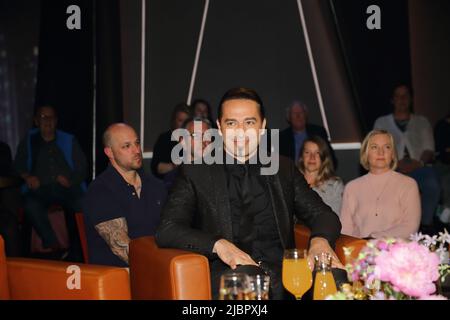 Bülent Ceylan bei der Aufzeichnung der 'NDR Talk Show' im NDR Fernsehstudio Lokstedt. Hamburg, 03.06.2022 Stockfoto