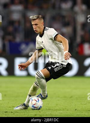 München, 7.. Juni 2022. Nico Schlotterbeck aus Deutschland beim Spiel der UEFA Nations League in der Allianz Arena, München. Bildnachweis sollte lauten: David Klein / Sportimage Stockfoto