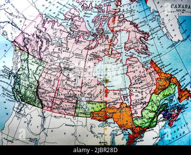 Eine britische Farbkarte von Kanada aus dem späten 19.. Jahrhundert, die Ortsnamen, Seen, regionale Teilungen wie damals und Entfernungen in englischen Meilen zeigt Stockfoto