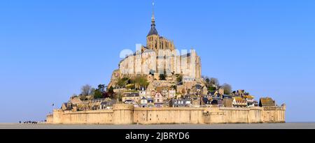 Frankreich, Manche, Mont Saint Michel Bay von der UNESCO zum Weltkulturerbe erklärt, Mont Saint Michel, Gruppe über die Bucht von Mont-Saint-Michel Stockfoto