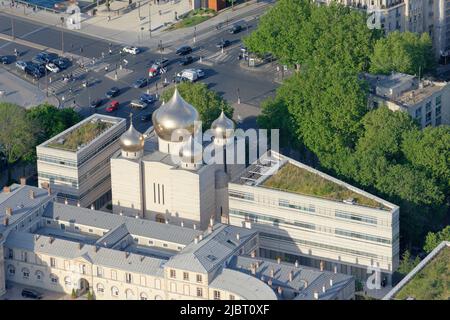 Frankreich, Paris, Kuppeln der Kathedrale der Heiligen Dreifaltigkeit (russisch-orthodoxes kulturelles und spirituelles Zentrum) Stockfoto