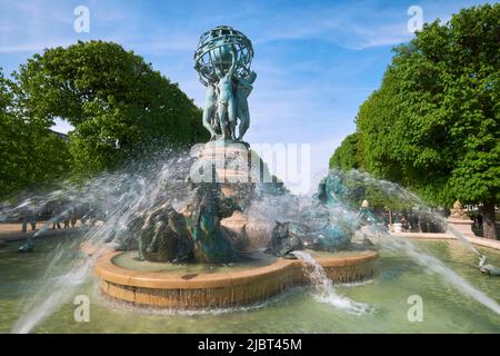 Frankreich, Paris, Odeon, Place Ernest-Denis, Garten der großen Entdecker, Brunnen der vier Weltteile oder Brunnen der Sternwarte Stockfoto