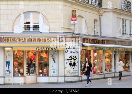 Frankreich, Loire Atlantique, Nantes, Rue de la Paix, Chapellerie Falbalas Saint Junien Stockfoto