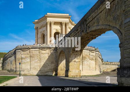 France, Herault, Montpellier, Place Royale oder Promenade du Peyrou, monumentaler Wasserturm aus dem Jahr 1768, der vom Aquädukt Saint-Clement geliefert wurde Stockfoto