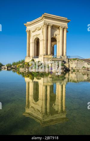 France, Herault, Montpellier, Place Royale oder Promenade du Peyrou, monumentaler Wasserturm aus dem Jahr 1768 Stockfoto