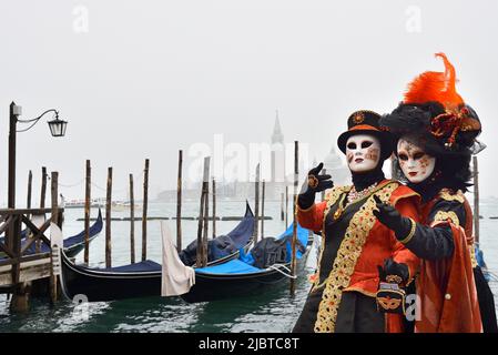 Italien, Venetien, Venedig, von der UNESCO zum Weltkulturerbe erklärt, Karneval auf der Piazzetta Stockfoto