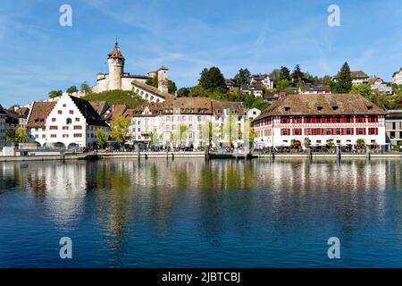 Schweiz, Kanton Schaffhausen, Schaffhausen, Altstadt, Schloss Munot und Rhein Stockfoto