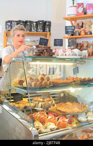 Spanien, Valencia, Ruzafa, Dulce de Leche Konditorei und Cafeteria, Auswahl an Keksen und Kuchen... Stockfoto