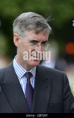 Jacob Rees-Mogg (Con: N E Somerset) Staatsminister für Brexit-Chancen - in Westminster, interviewt vor einem Vertrauensvotum in Bori Stockfoto