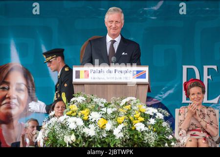 König Philippe - Filip von Belgien hält eine Rede bei einer Zeremonie auf der Esplanade des 'Palais du Peuple' in Kinshasa, während eines offiziellen Besuches des belgischen Königspaares in der Demokratischen Republik Kongo am Mittwoch, den 08. Juni 2022. Der belgische König und die belgische Königin werden vom 7.. Bis 13.. Juni Kinshasa, Lubumbashi und Bukavu besuchen. BELGA FOTO NICOLAS MAETERLINCK Stockfoto