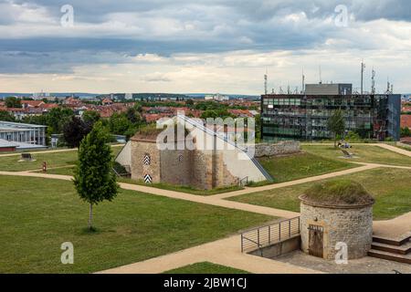 Altes Zitadellengebiet ist heute ein Erholungspark am peters in Erfurt Stockfoto