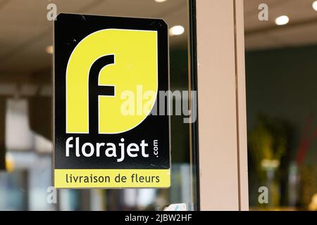 Bordeaux , Aquitaine Frankreich - 05 15 2022 : florajet Logo Text und Markenzeichengeschäft Fassade Florist Blumen Lieferladen Stockfoto