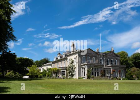 Trengwainton, ein riesiges, erweitertes Landhaus im georgianischen Stil, umgeben von riesigen Gärten mit Meerblick. Haus ist privat, Gärten National Trust Stockfoto