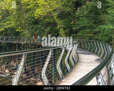 Millennium Walkway Bridge New Mills Derbyshire Stockfoto