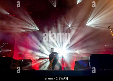 Exeter, 16. 2018. August: Manic Street Preachers auf der Bühne beim Beautiful Days Festival Stockfoto