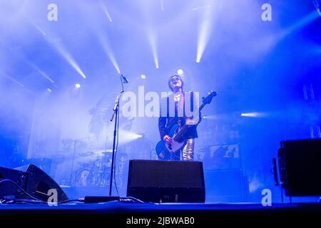 Exeter, 16. 2018. August: Manic Street Preachers auf der Bühne beim Beautiful Days Festival Stockfoto