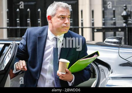 Downing Street, London, Großbritannien. 08.. Juni 2022. Steve Barclay, MP, Minister für das Kabinett und Stabschef, Downing Street, Kanzler des Herzogtums Lancaster. Heute Nachmittag in Downing Street. Kredit: Imageplotter/Alamy Live Nachrichten Stockfoto