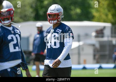 Gillette Stadium. 8.. Juni 2022. MA, USA; Raekwon McMillan (46), Linebacker der New England Patriots, erwärmt sich beim Minicamp des Teams im Gillette Stadium. Obligatorische Gutschrift: Eric Canha/CSM/Alamy Live News Stockfoto