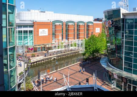 Das Oracle Shopping Center und River Kennet vom Riverside Car Park, Reading, Rekshire, England, Großbritannien Stockfoto
