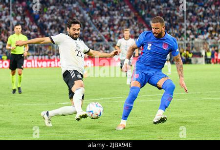 Ilkay Gündogan, DFB 21 Wettkampf um den Ball, Tackling, Duell, Header, zweikampf, Aktion, Kampf gegen Kyle Walker, England 2 im UEFA Nations League 2022 Spiel DEUTSCHLAND - ENGLAND 1-1 in der Saison 2022/2023 am 07. Juni 2022 in München, Deutschland. © Peter Schatz / Alamy Live News Stockfoto