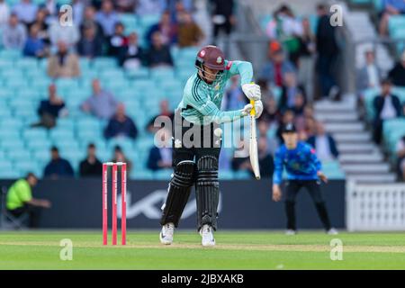 LONDON, GROSSBRITANNIEN. 08. Juni 2022. Jason Roy vom Surrey Cricket Club während der Vitality Blast - Surry vs Sussex Sharks auf dem Kia Oval Cricket Ground am Mittwoch, den 08. Juni 2022 in LONDON ENGLAND. Kredit: Taka G Wu/Alamy Live Nachrichten Stockfoto