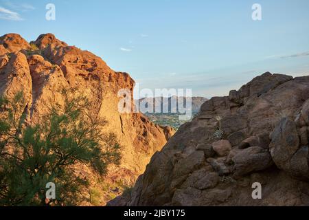 Camelback Mountain Trail und natürliche Felsformationen in Phoenix Arizona USA Stockfoto