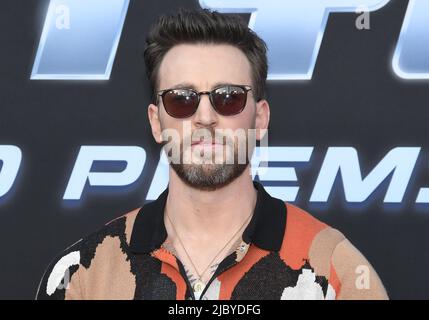 Los Angeles, USA. 08.. Juni 2022. Chris Evans kommt bei Disney und Pixars LICHTJAHR-Weltpremiere an, die am Dienstag, dem 8. Juni 2022, im El Capitan Theatre stattfand. (Foto: Sthanlee B. Mirador/Sipa USA) Quelle: SIPA USA/Alamy Live News Stockfoto