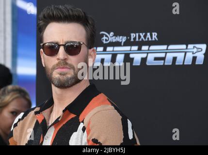 Los Angeles, USA. 08.. Juni 2022. Chris Evans kommt bei Disney und Pixars LICHTJAHR-Weltpremiere an, die am Dienstag, dem 8. Juni 2022, im El Capitan Theatre stattfand. (Foto: Sthanlee B. Mirador/Sipa USA) Quelle: SIPA USA/Alamy Live News Stockfoto