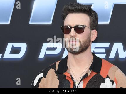 Los Angeles, USA. 08.. Juni 2022. Chris Evans kommt bei Disney und Pixars LICHTJAHR-Weltpremiere an, die am Dienstag, dem 8. Juni 2022, im El Capitan Theatre stattfand. (Foto: Sthanlee B. Mirador/Sipa USA) Quelle: SIPA USA/Alamy Live News Stockfoto