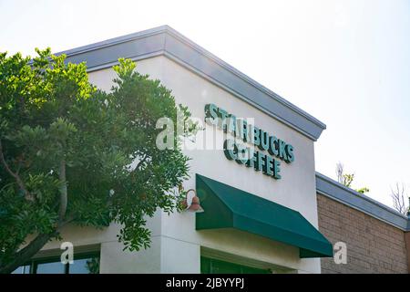 San Diego, Kalifornien, USA. 8.. Juni 2022. Starbucks Coffee Location in San Diego, Kalifornien 8. Juni 2022. (Bild: © Dominick Sokotoff/ZUMA Press Wire) Stockfoto