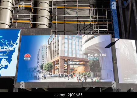 Sydney Metro Transport Projekt und Wandbild der neuen Martin Place Metro Station im Stadtzentrum von Sydney, NSW, Australien Stockfoto