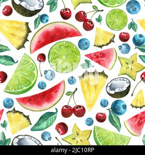 Tropische Früchte, Ananas, Wassermelone, Kokosnuss, Limette, Karambola, Heidelbeeren und Kirschen. Helles, nahtloses Muster. Aquarell. Zur Dekoration und Stockfoto