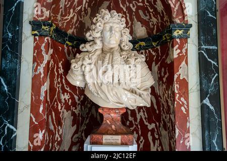 Büste von Louis Grand Dauphin im Schloss Chambord, Loire-Tal, Frankreich. Louis war Dauphin von Frankreich als ältester Sohn von König Ludwig XIV. Und seinem Spou Stockfoto