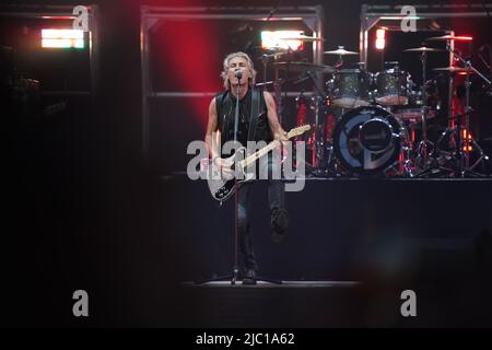 Reggio Emilia, Italien. 4.. Juni 2022. Luciano Ligabue bei seinen Auftritt in der Campovolo RCF Arena Stockfoto