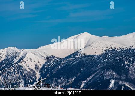 Blick auf die MalyKrivan, Suchy und Klacianska Magura vom Gipfel des Velka luka auf das Martinske-Loch im Winter die Mala Fatra in der Slowakei Stockfoto