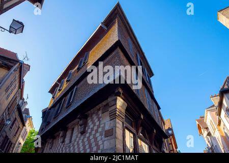 Traditionelle Fachwerkhäuser in Troyes, Aube, Champagne-Ardenne, Frankreich. Stockfoto