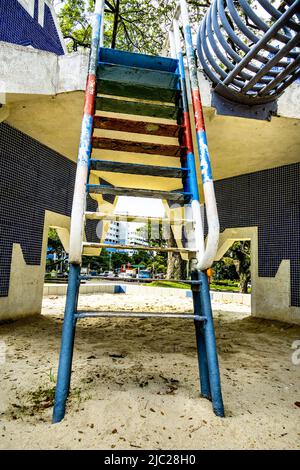 Toa Payoh Dragon Playground, der drachenförmige Sandspielplatz, war früher ein beliebtes Design für Spielplätze in Ang Mo Kio und Toa Payoh. Stockfoto