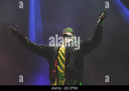 Rom, Italien. 26.. Juli 2018. Fabrizio Tarducci spielt live auf der Bühne des Rock in Rom. (Foto von Valeria Magri/SOPA Images/Sipa USA) Quelle: SIPA USA/Alamy Live News Stockfoto