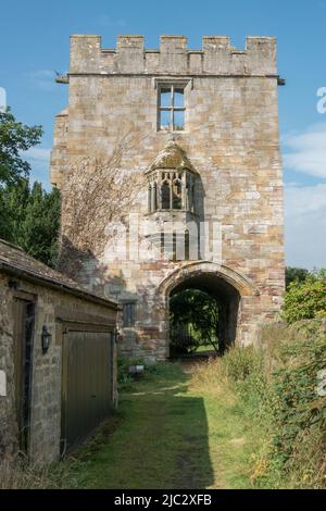 The Marmion Tower, West Tanfield, North Yorkshire, Großbritannien. Stockfoto