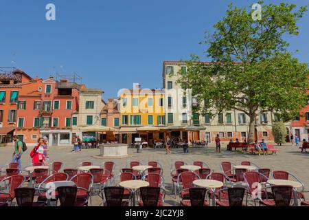 Venedig, Campo Santa Margherita, Caffe Rosso // Venedig, Campo Santa Margherita, Caffe Rosso Stockfoto