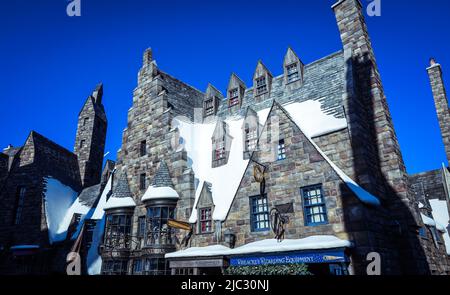 Herrlicher Blick auf das Dorf Hogsmeade in der Nähe von Schloss Hogwarts Stockfoto