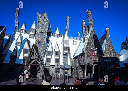 Herrlicher Blick auf das Dorf Hogsmeade in der Nähe von Schloss Hogwarts Stockfoto