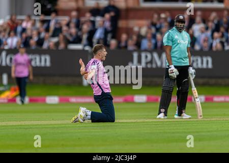 LONDON, GROSSBRITANNIEN. 09. Jun, 2022. Während der Vitality Blast - Middlesex vs Surrey auf dem Lord's Cricket Ground am Donnerstag, 09. Juni 2022 in LONDON ENGLAND. Kredit: Taka G Wu/Alamy Live Nachrichten Stockfoto