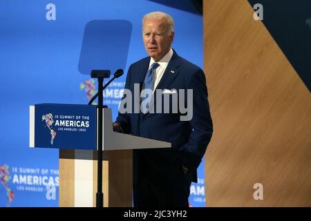 Los Angeles, Usa. 09.. Juni 2022. Präsident Joe Biden spricht am Donnerstag, den 9. Juni 2022, auf dem IX Summit of the Americas in Los Angeles, Kalifornien. Poolfoto von David Swanson/UPI Credit: UPI/Alamy Live News Stockfoto