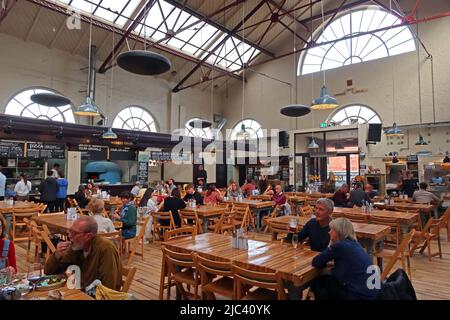 Innenseite der Altrincham Historical Market Hall, Greenwood Street, Altrincham, Manchester, England, UK, WA14 1SA Stockfoto