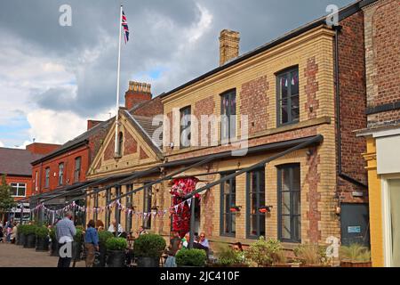 Conservative Club, 48 Greenwood St, gegenüber dem Markt, Altrincham, Trafford, Cheshire, ENGLAND, GROSSBRITANNIEN, WA14 1RZ Stockfoto