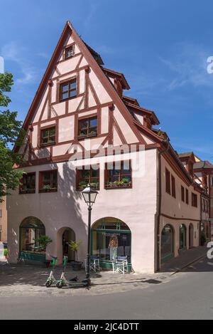 Ehemaliges Badehaus, historisches Fachwerkhaus, Totalsanierung durch die Altstadtfreunde Nürnberg, Irrerstrasse 1, Nürnberg, Mittelfranken Stockfoto