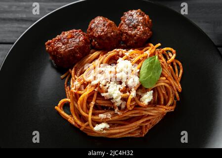 Traditionelle Küche in italien. Spaghetti und Sauce Stockfoto