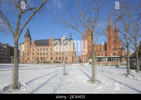 Neue Rathaus- und Marktkirche im Winter auf dem Dernschen Gelände in Wiesbaden, Hessen Stockfoto